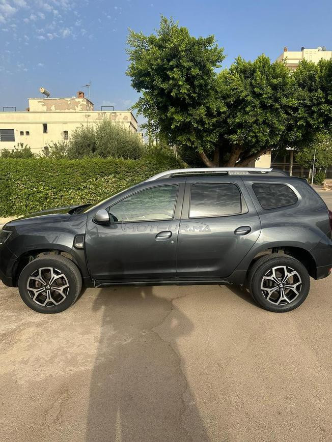 Dacia duster automatique excellent état à vendre