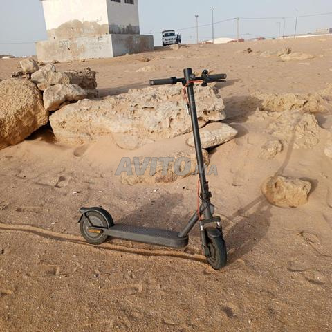 Trottinette électrique à vendre, état neuf - 2