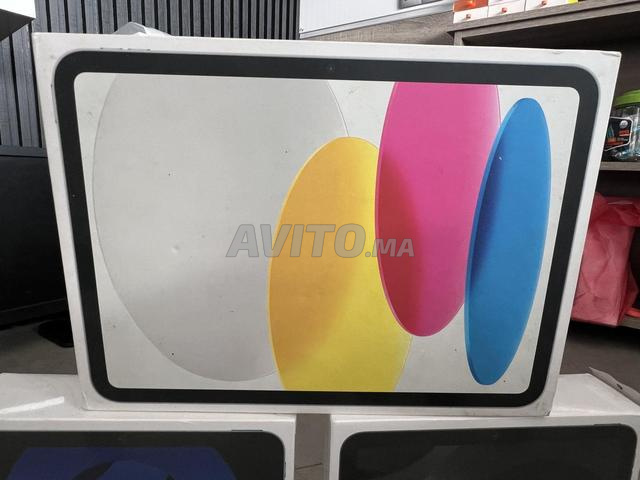آيباد جديد A16 Cellular 5G 512GB / لدي محل