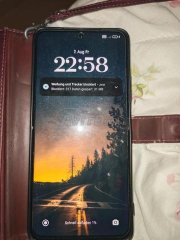 شاومي بوكو F3 برو 8 جيجا 256 جيجا حالة ممتازة
