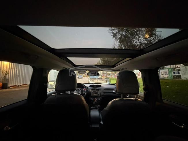 1ère main jeep Renegade Limited