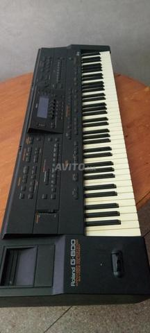 Roland G800 très bon état - 2