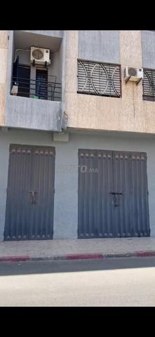 مرآب للبيع