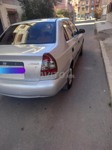 Hyundai Accent Essence Manuelle 2002 à Echemmaia - 2