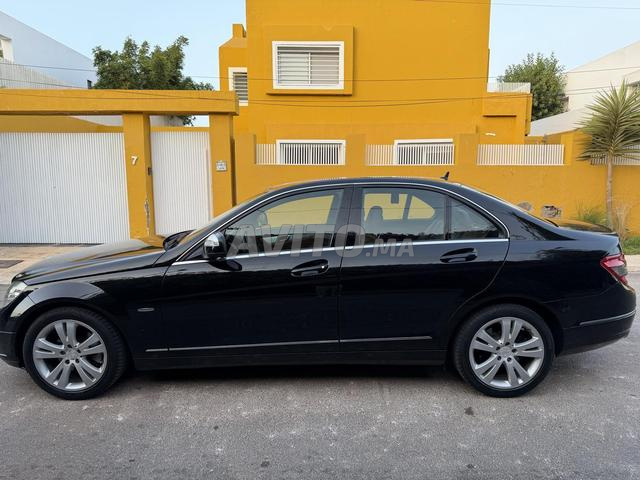 للبيع مرسيدس بنز C 230 بنزين - 2
