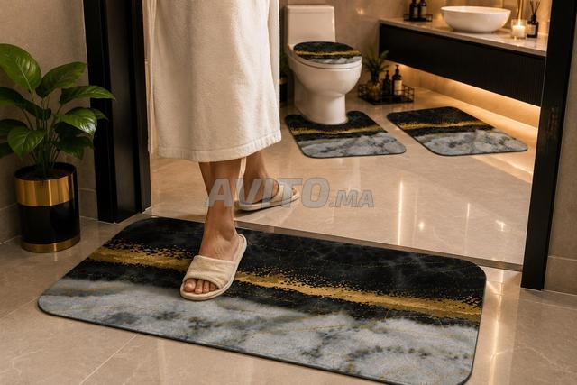 مجموعة اكسسوارات حمام بتصميم أنيق وعصري. - 2