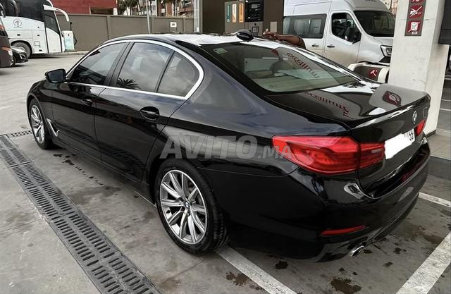 BMW الفئة الخامسة 520