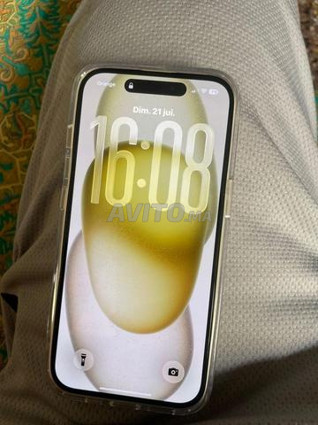 iPhone 15 - 2