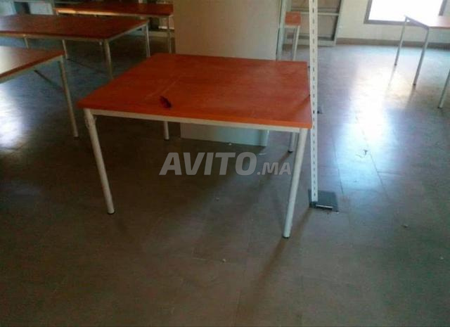 Bureau et table d'école - 2