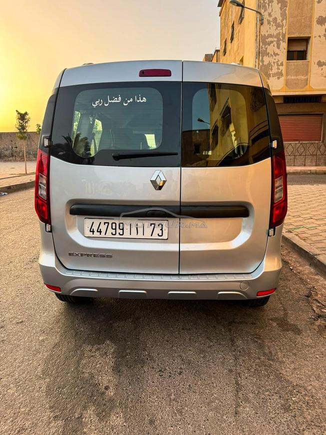 renault express 2025