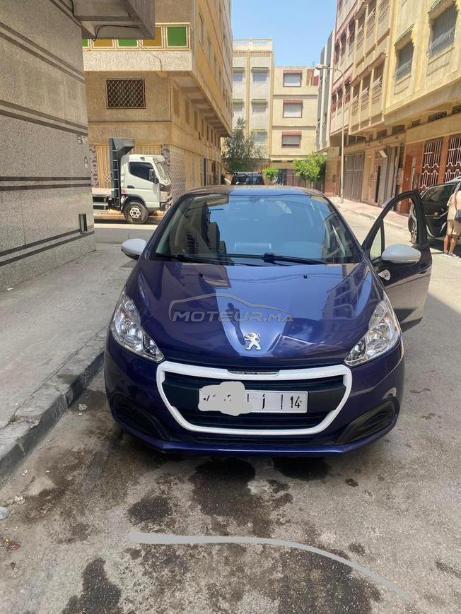 Peugeot 208 Diesel Manuelle 2017 à Tanger