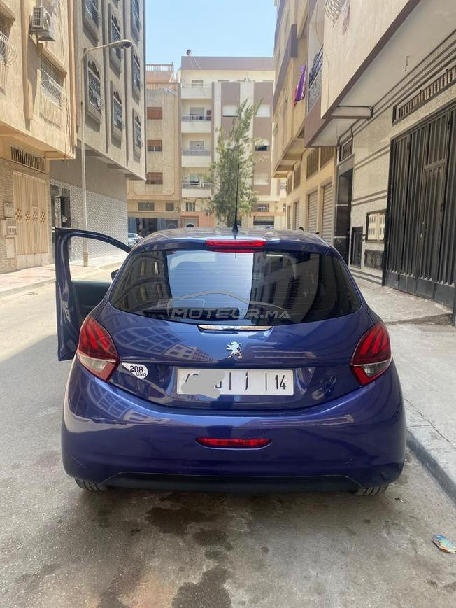 Peugeot 208 Diesel Manuelle 2017 à Tanger