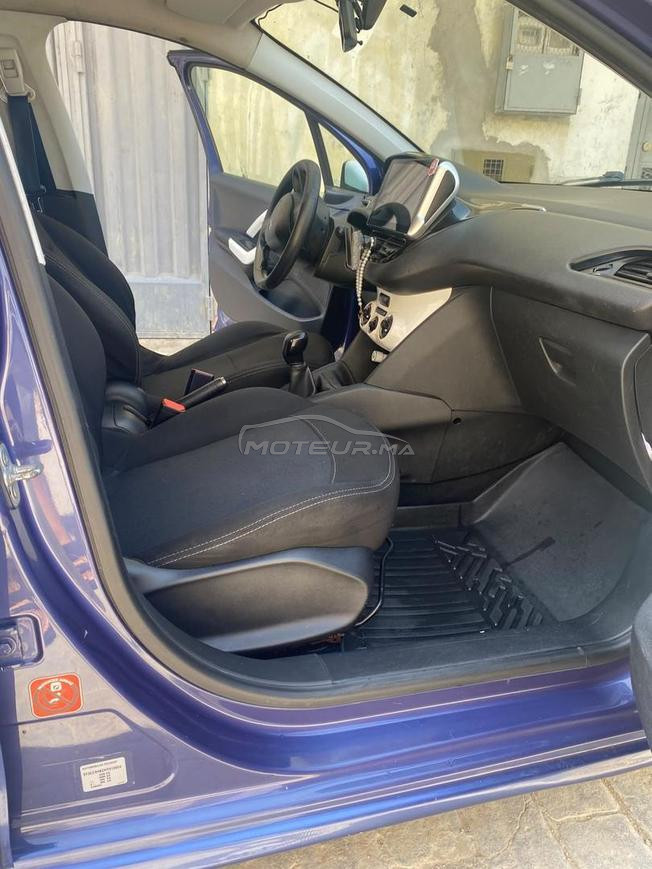 Peugeot 208 Diesel Manuelle 2017 à Tanger