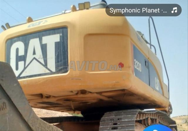 Pelle CAT 320 D Modèle 2010