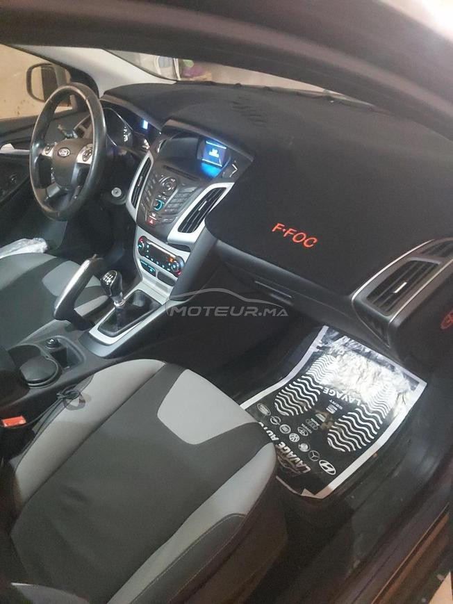 ford focus modéle  2013 en très bon état à vendre