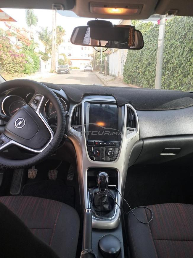 opel astra 2012 trés bon état