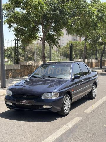 فورد إسكورت موديل 2000 بنزين في الرباط - 2