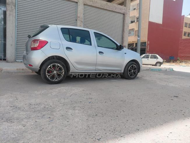 Dacia sandero model 2016