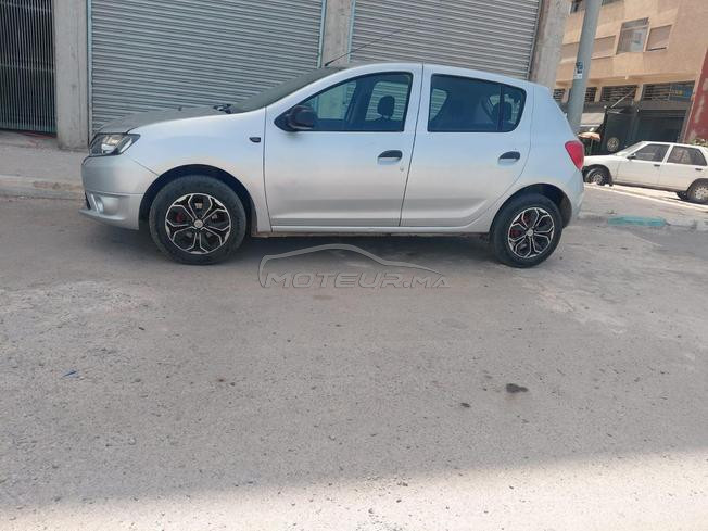 Dacia sandero model 2016