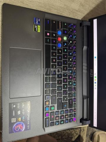 MSI Vector GP68 HX i9 12900HX / RTX 4080 / 32GB - 2