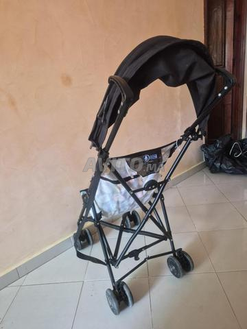 عربة أطفال
