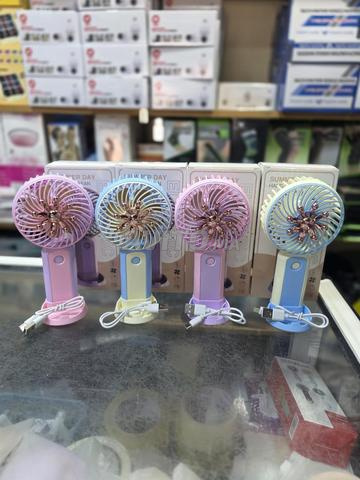 Ventilateurs portables portatifs pour rester au frais - 2