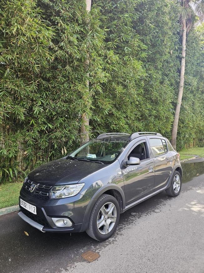 Dacia Sandero Stepway – Fin 2020 – excellent état