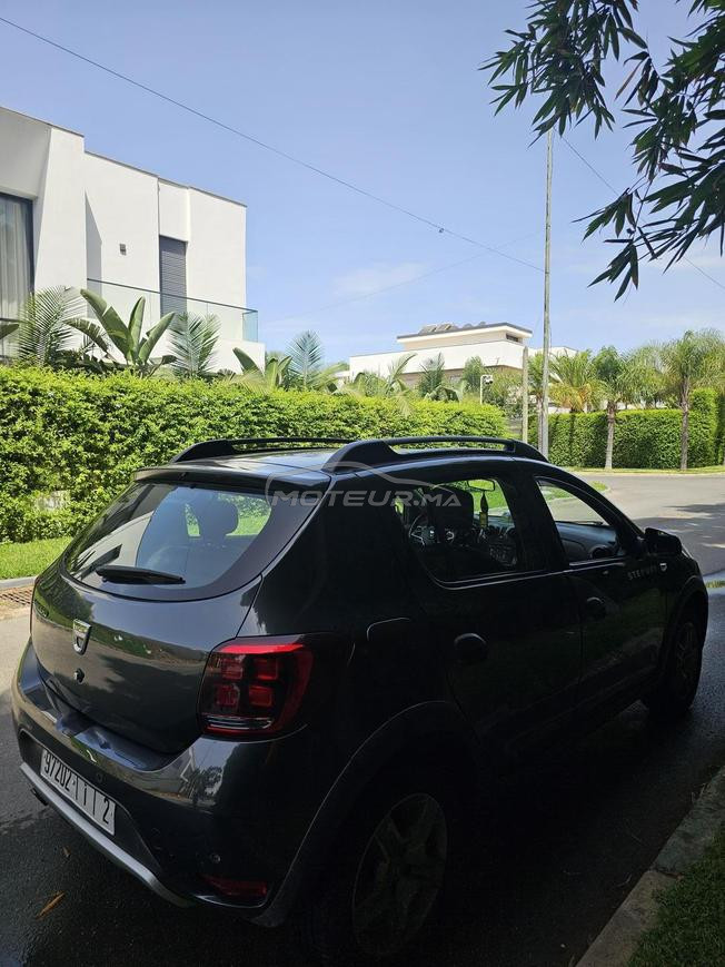 Dacia Sandero Stepway – Fin 2020 – excellent état