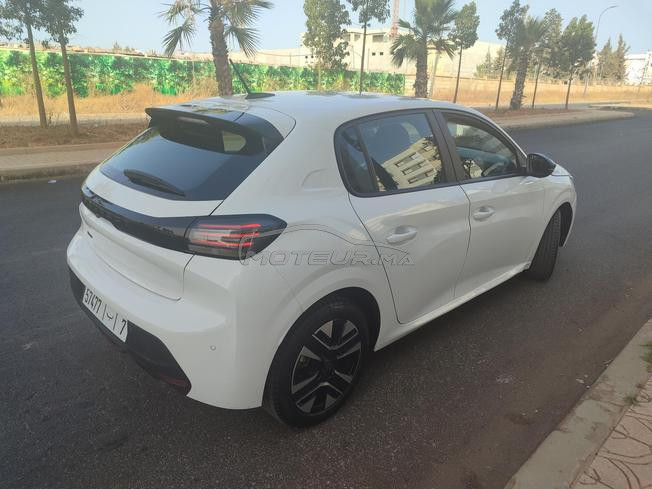 Peugeot 208 deisl 1min 