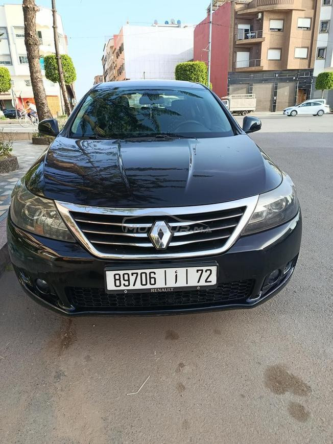 Renault latitude modèle 2015