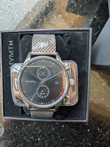 Montre MVMT Voyager à vendre - 2