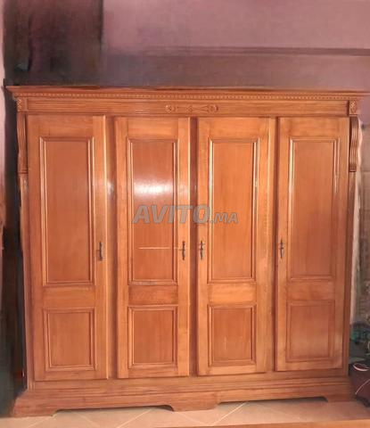 Placard en bois en bon état, vrai bois - 2