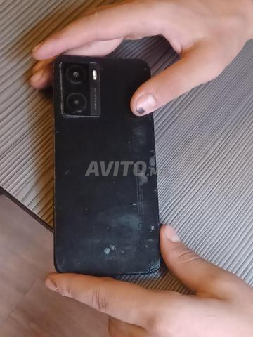 Un téléphone Oppo juste pour 400 dh - 2