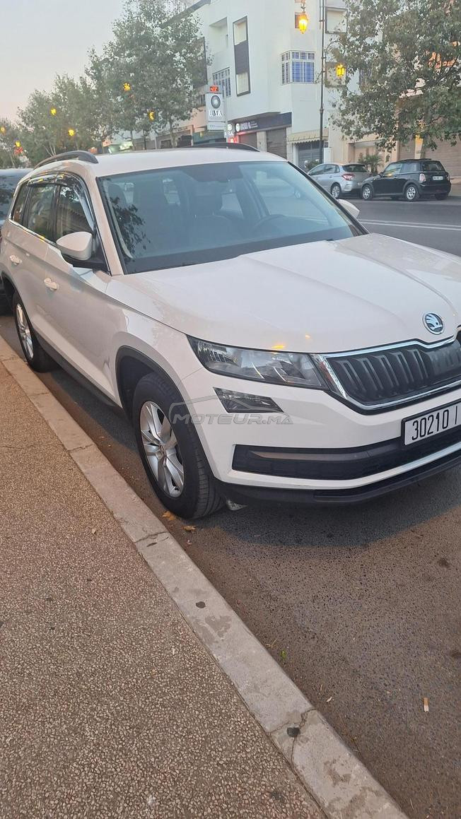 VOITURE EN EXELENTE ETAP
