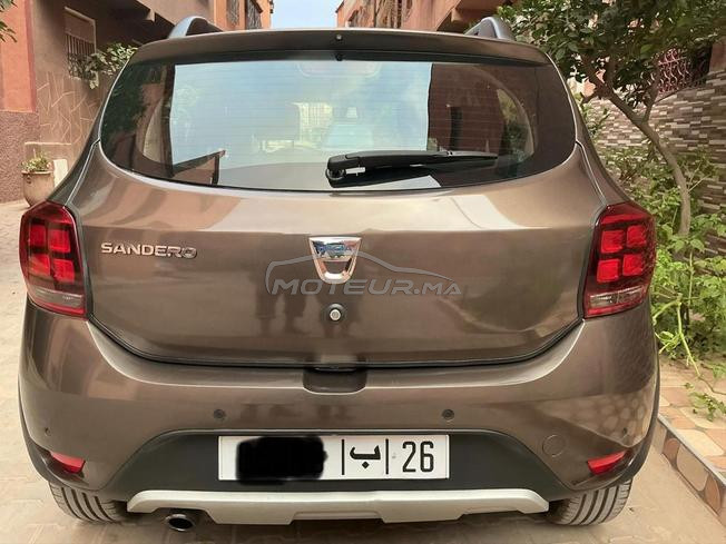 je vends ma voiture dacia stepway.