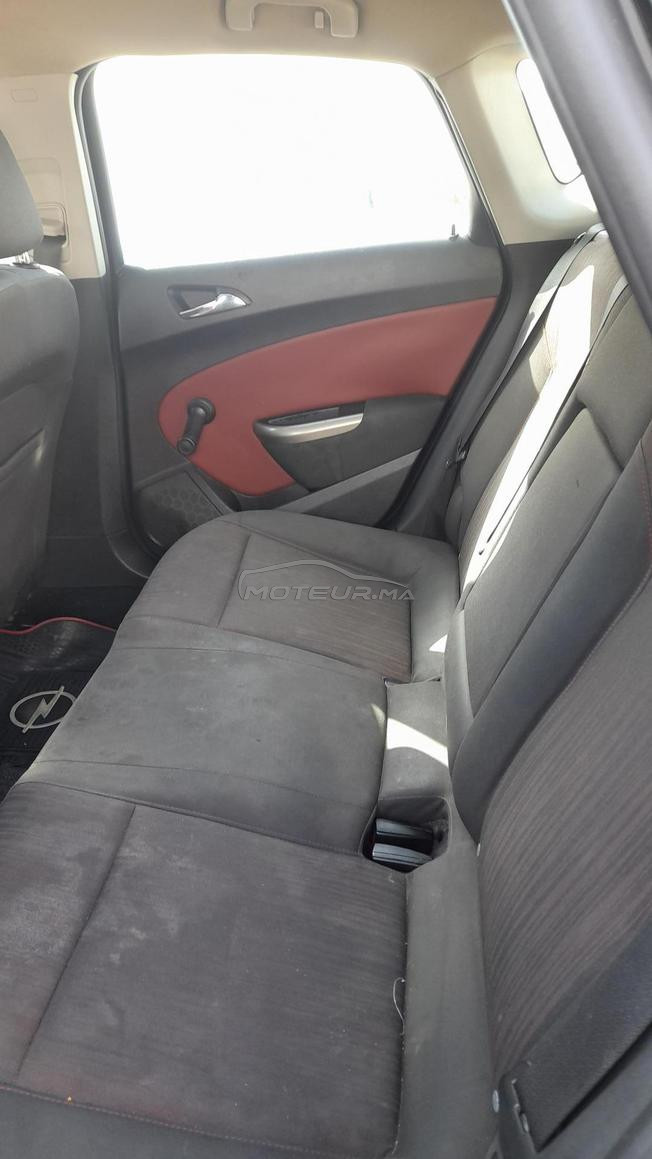 Opel ASTRA modèle 2011 bon état