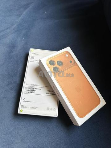 iPhone 17 Pro Max version 🇺🇸 SIM et eSIM - 2