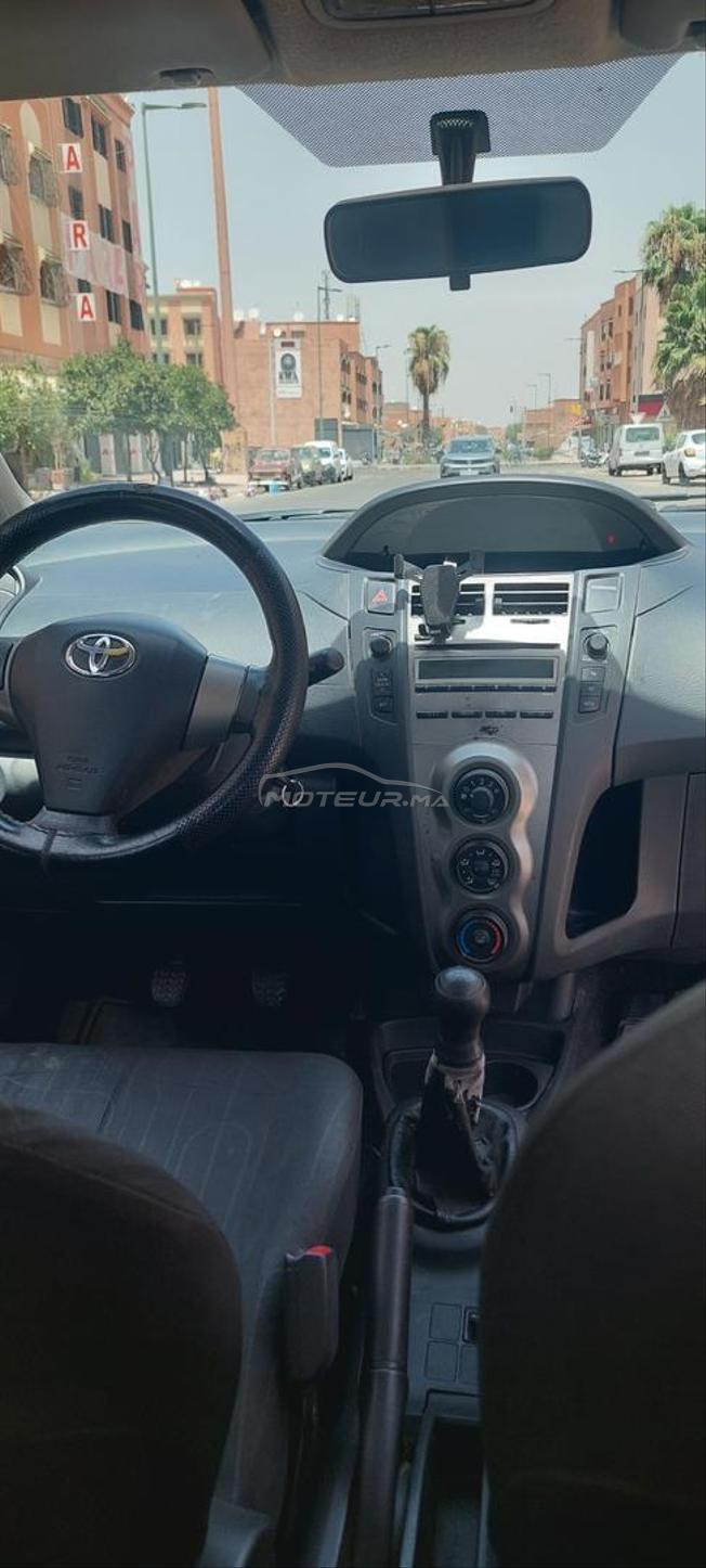 Toyota Yaris .carte grise. 2011 à Marrakech