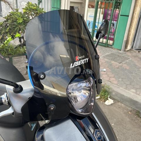 ليبرتي بيaggio 125 S بيرميس