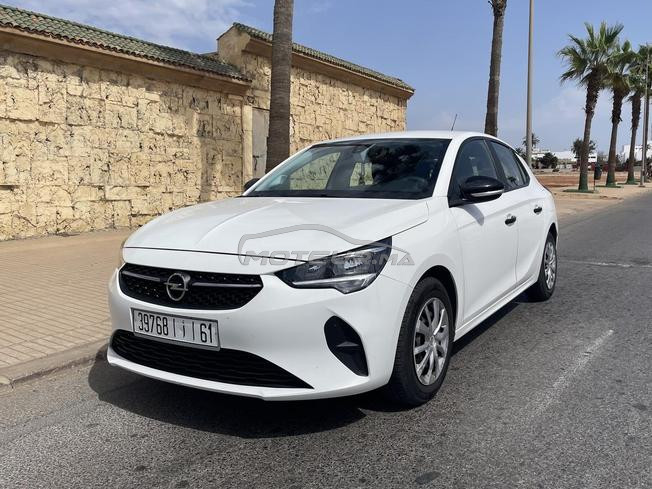 Opel Corsa Essence 2021 