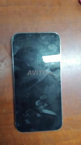 iPhone 13 Pro Max 85% état 256 Go - 2