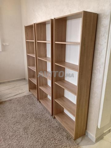3 مكتبات بخمسة أرفف، 750 درهم لكل واحدة - 2