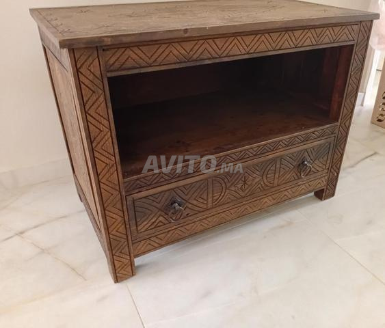 Meuble berbère antique en bois de chêne naturel