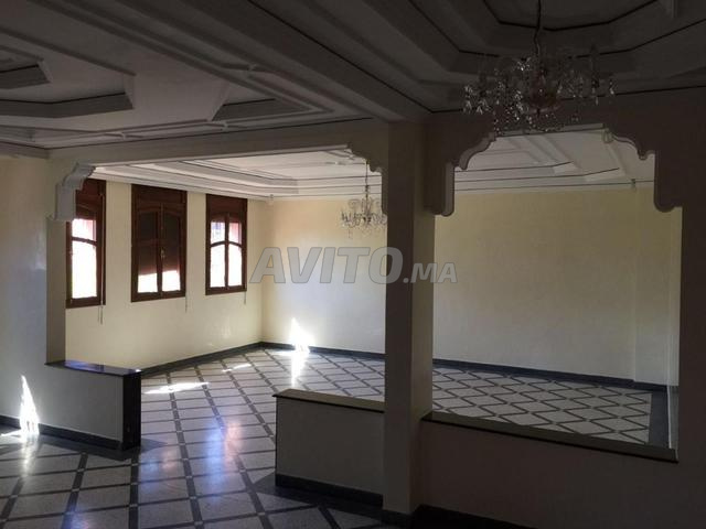 Maison commerciale 430 m2 à Zahirya Daoudaite - 2
