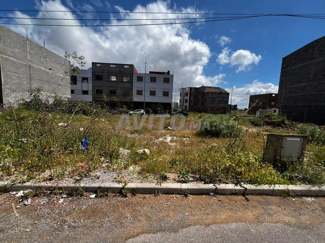 بقعة أرضية محفظة بسيدي بوزيد تجزئة المنظر الجميل