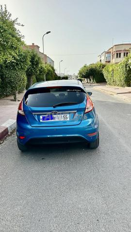 Ford Fiesta Titanium Premier professionnelle - 2
