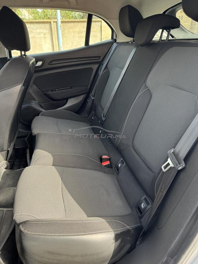 🚗 RENAULT MÉGANE 2018 – À VENDRE