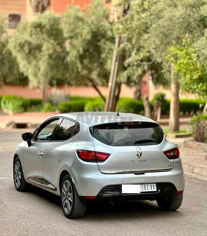 RENAULT CLIO 4 2016 Manuelle - 2