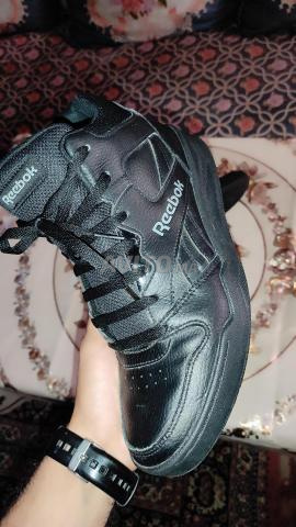 Reebok Original مقاس 42 نظيفة - 2