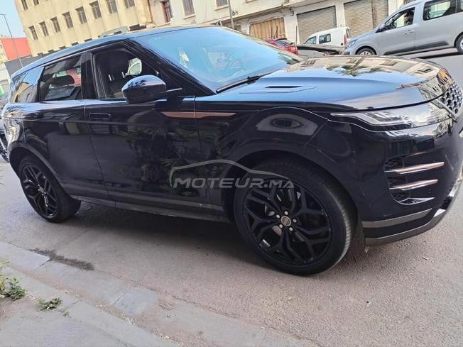 Land rover Range évoque Bébé velar R-dynamic 